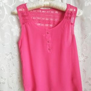 🌼Mine hot pink sleeveless small top